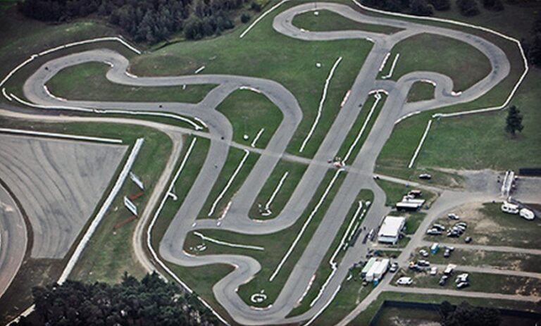 10 Best Go Kart Tracks in the World {Updated 2022